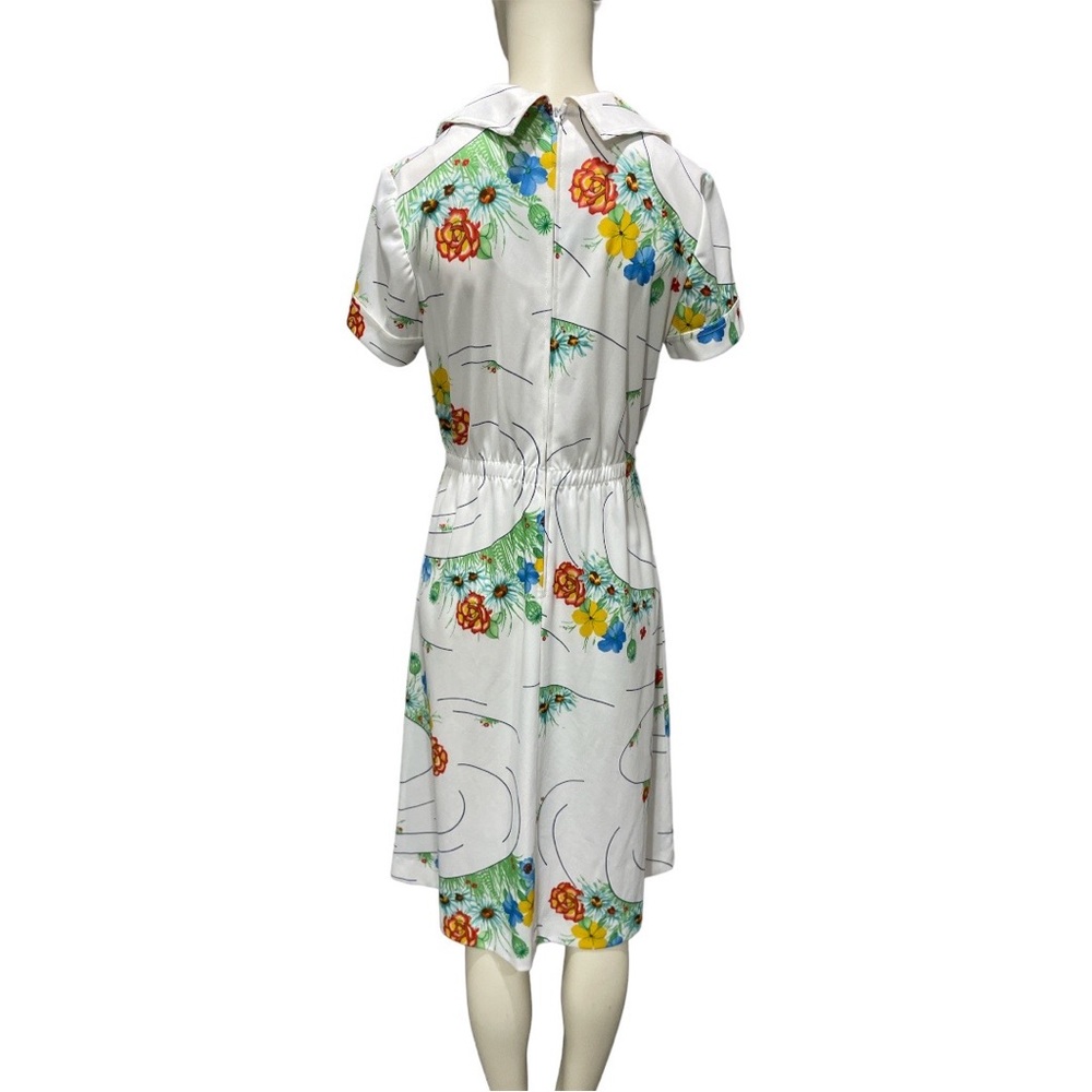 Vintage White Dress with Colorful Floral Design - Picture 5 of 13